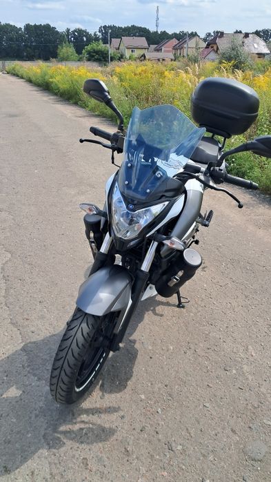 Мотоцикл Bajaj NS 200