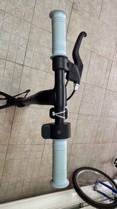 Trotinete XSD 100 - com garantia de 24 meses