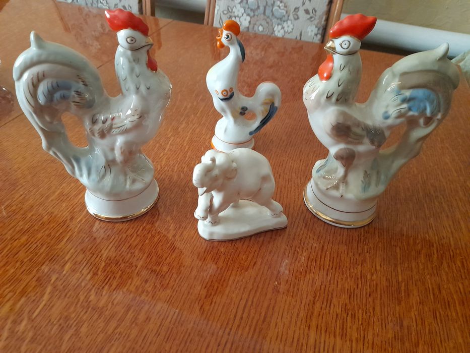 Статуетки фарфор Городница