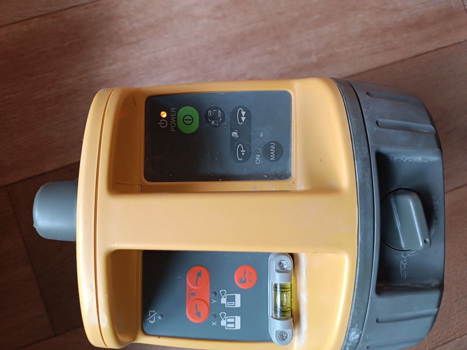 Niwelator laserowy topcon RL-VH3D