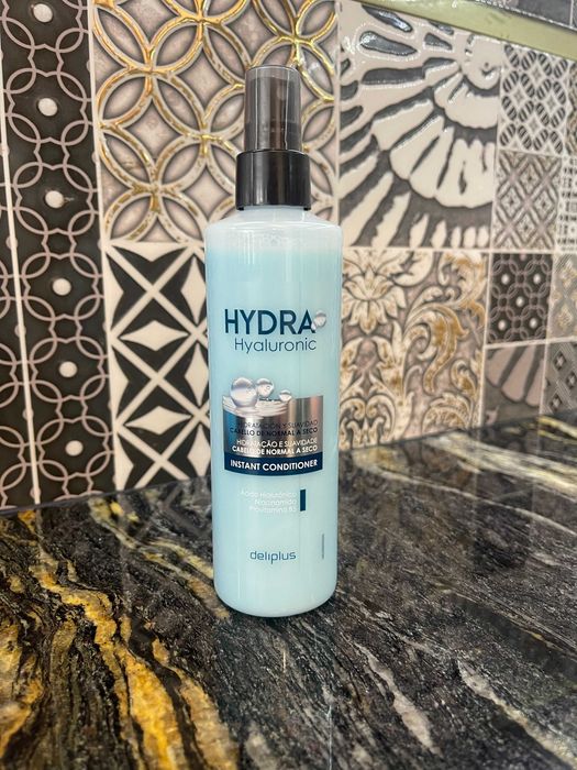 Odżywka natychmiastowa Hydra hialuronowa do włosów od normalnych do suchych z kwasem hialuronowym, niacynamidem i prowitaminą B5. 250ml Deliplus