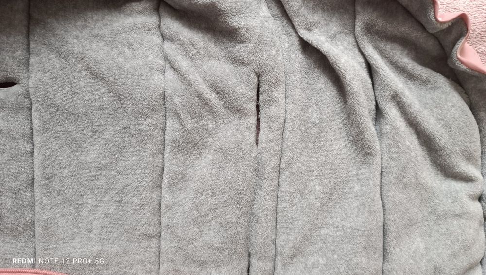 Ciepły śpiworek dla dziewczynki