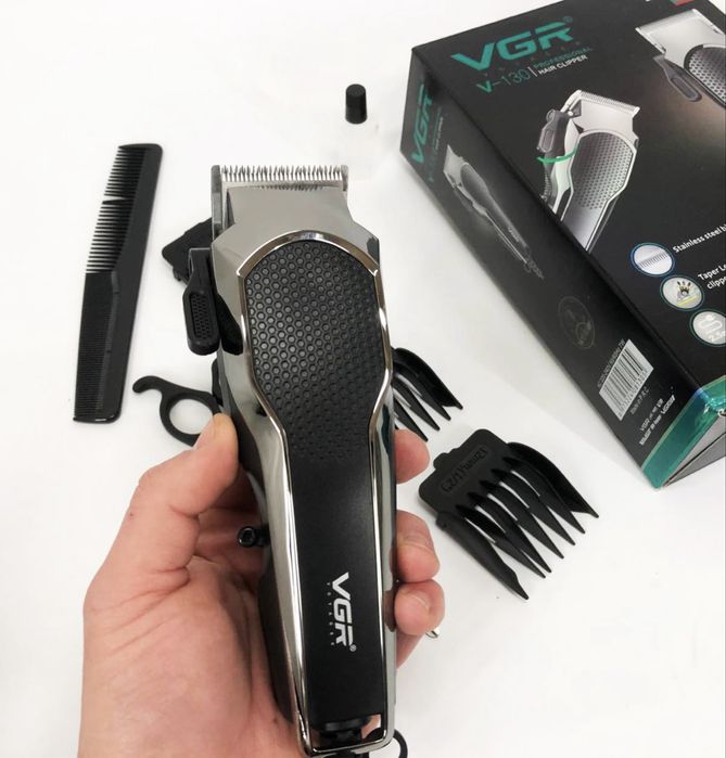 Машинка для стрижки волосся. Тример, триммер для волос