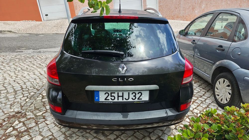 Renault Clio Break520432097459578884