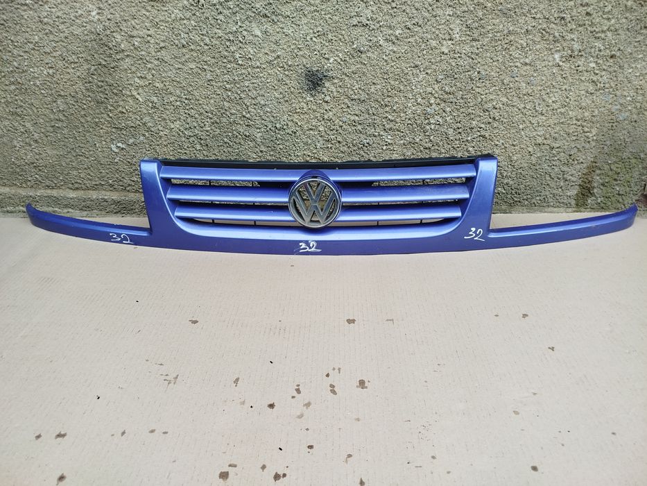 Решітка VW T4 Vento Audi 80 B4 решотка Фольксваген т4 венто ауді 80