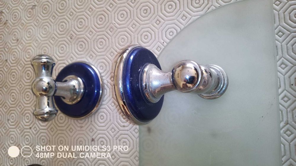 Conjunto toalhas, Prateleira, e Suporte de Papel para Casa de Banho