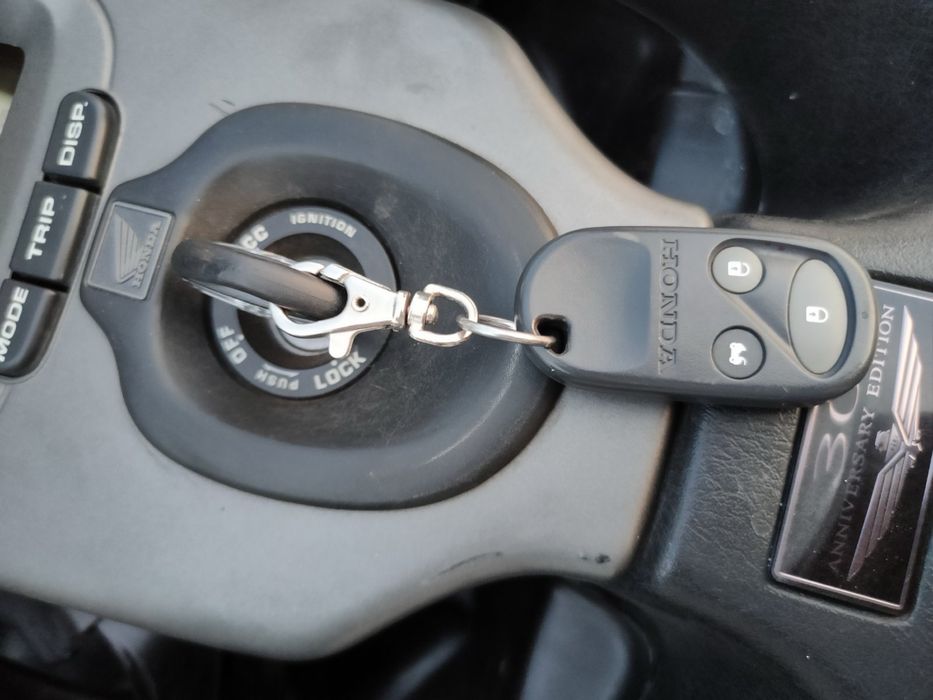 HONDA GOLD WING 1800 , 39000 родного пробега  новая резина Bridgestone