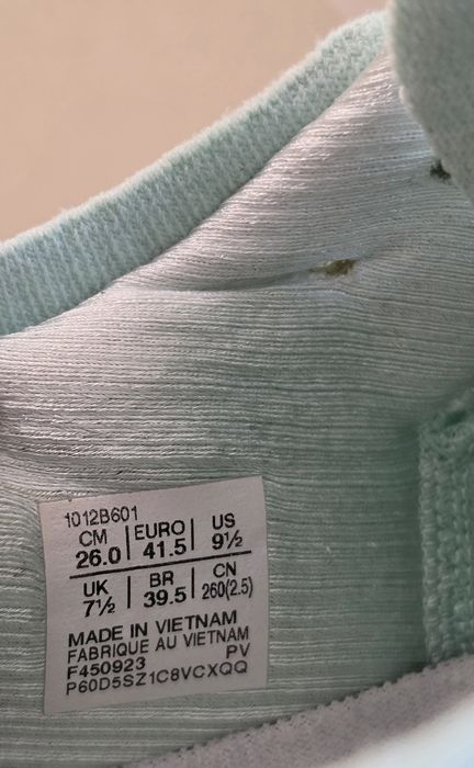 Бігові кросівки Asics Gel-Nimbus 26 оригінал розмір 41.5