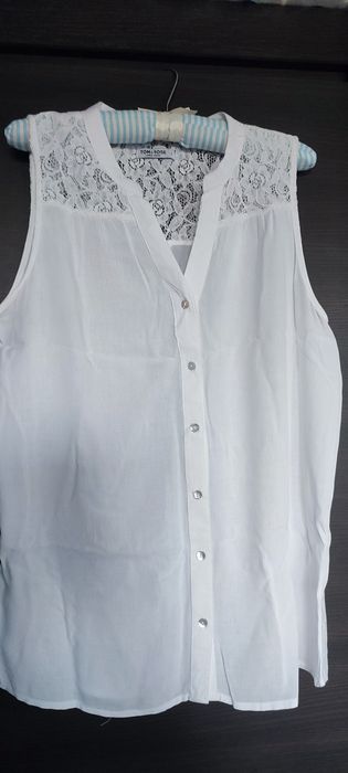 Koszula biała bez rękawów