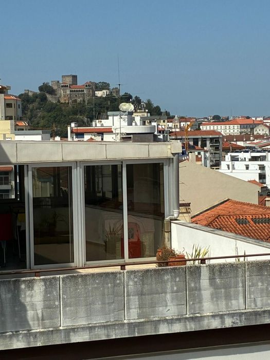 Arrendo 2  quartos para estudantes ( raparigas ) Leiria