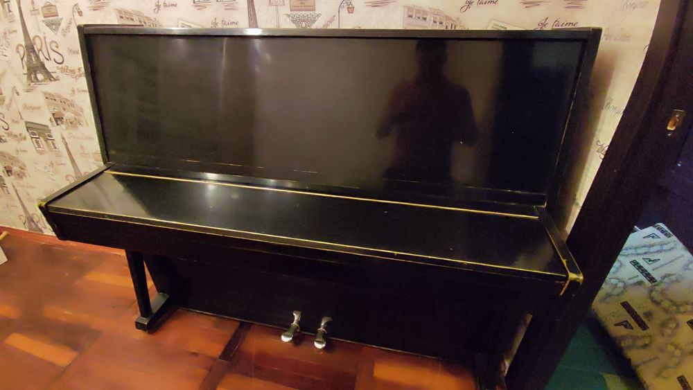 Продам піаніно, самовивіз