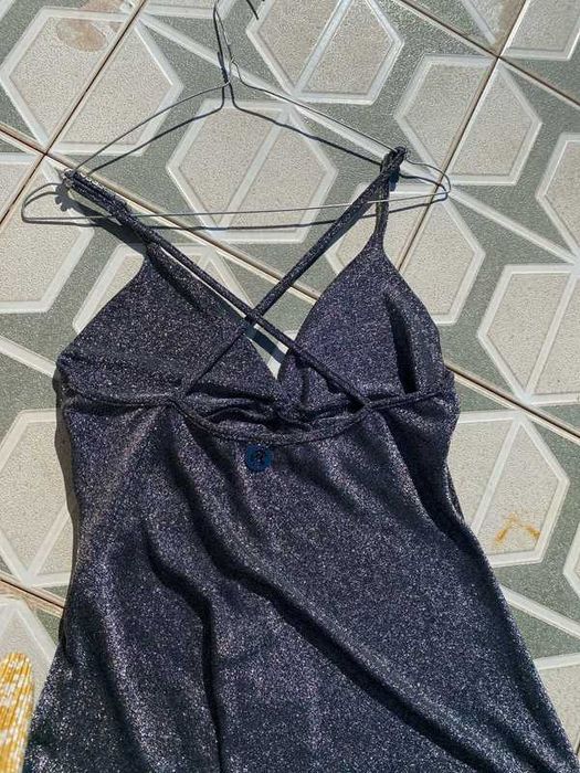 Vestido curto brilhante prateado Gaelle Paris