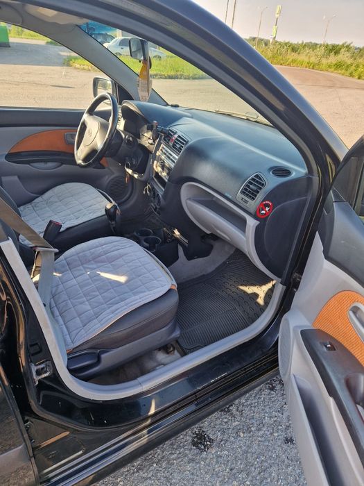 КІА Picanto 2004 року, 1.1 бензин, механіка.