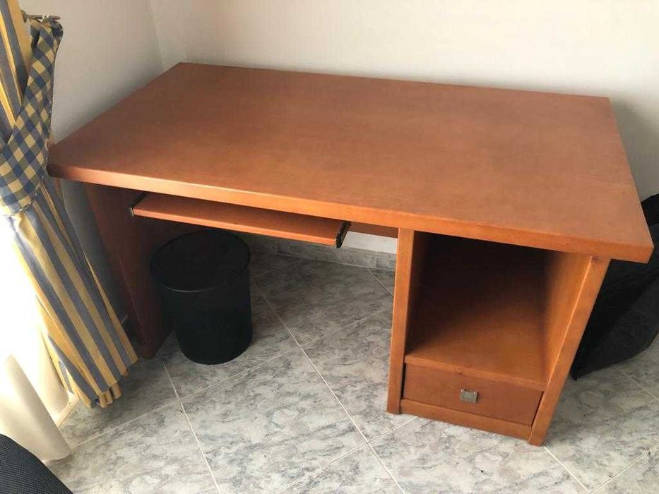 Secretária em madeira maciça pinho mel