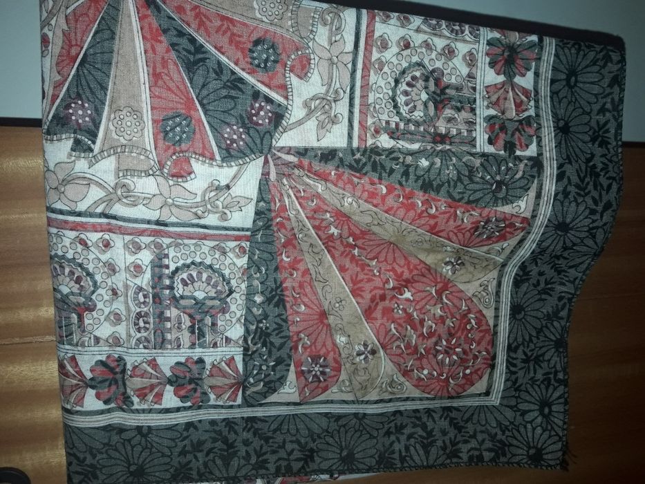 Lenço parfois
