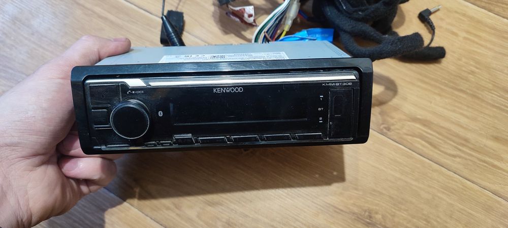 Магнитола Kenwood  bt 306