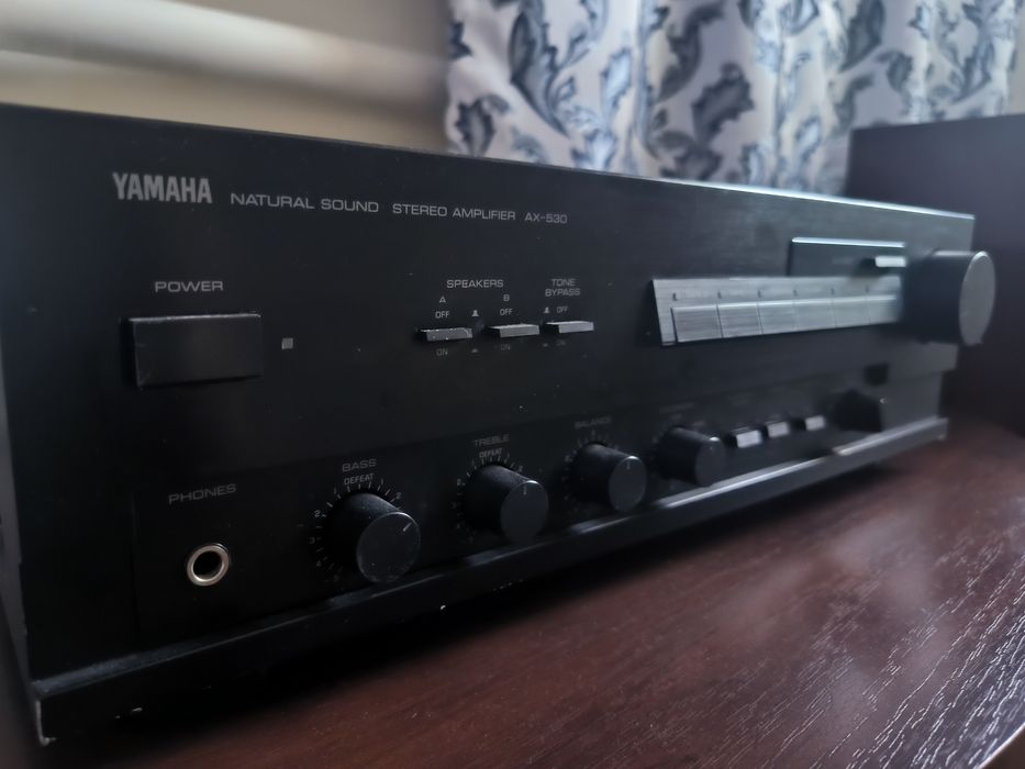 Усилитель Yamaha AX530