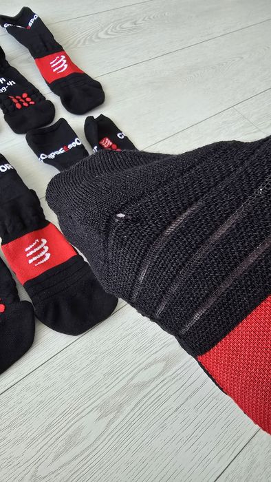 Шкарпетки компресійні compressport 39-41 42-44 нові оригінал дефект