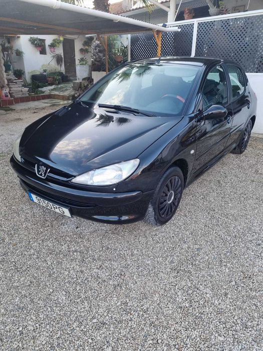 Peugeot 206 1.1 i Gasolina 60 cv Ano 2000