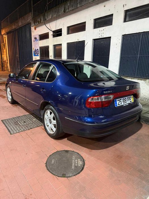Carro SEAT toledo