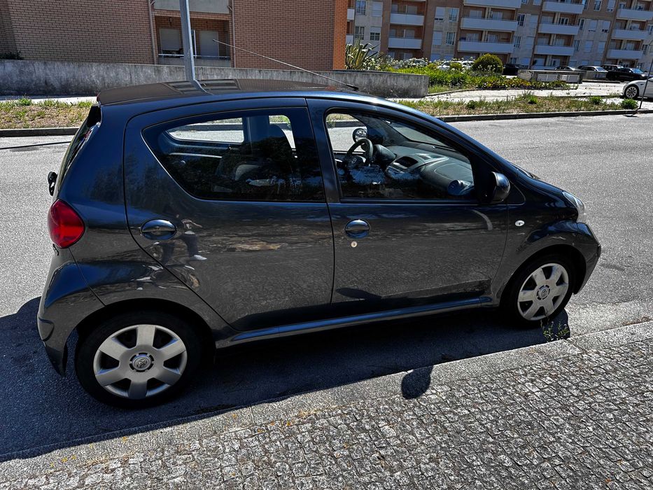 TOYOTA AYGO 1.0 VVT-i | 2009 | GASOLINA | MANUAL | 207.000 KM