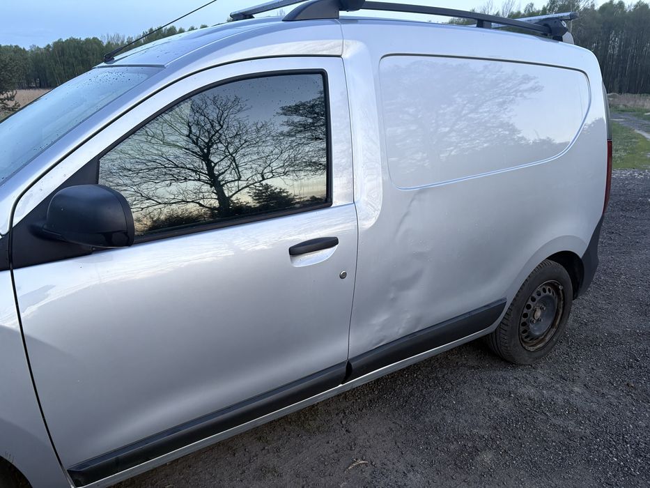 Dacia     dokker.