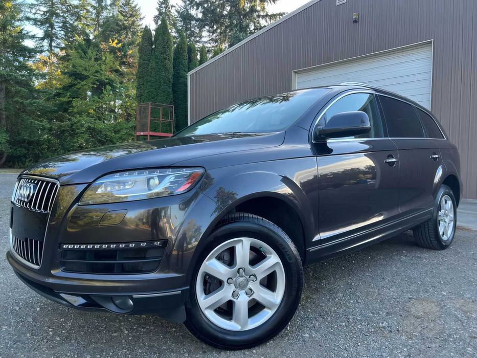 Audi Q7      2015
