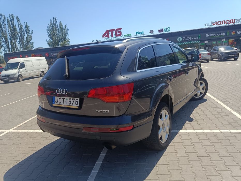 Ауди Q7 3.0 Турбо Дизель!