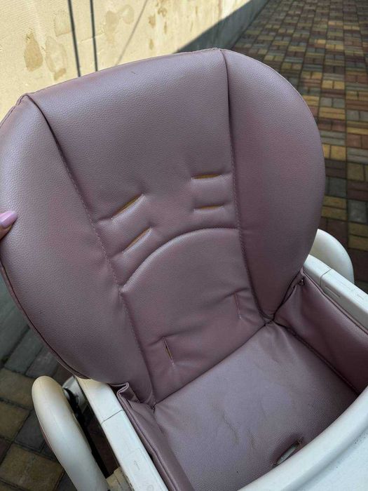 Стільчик для годування CARRELLO