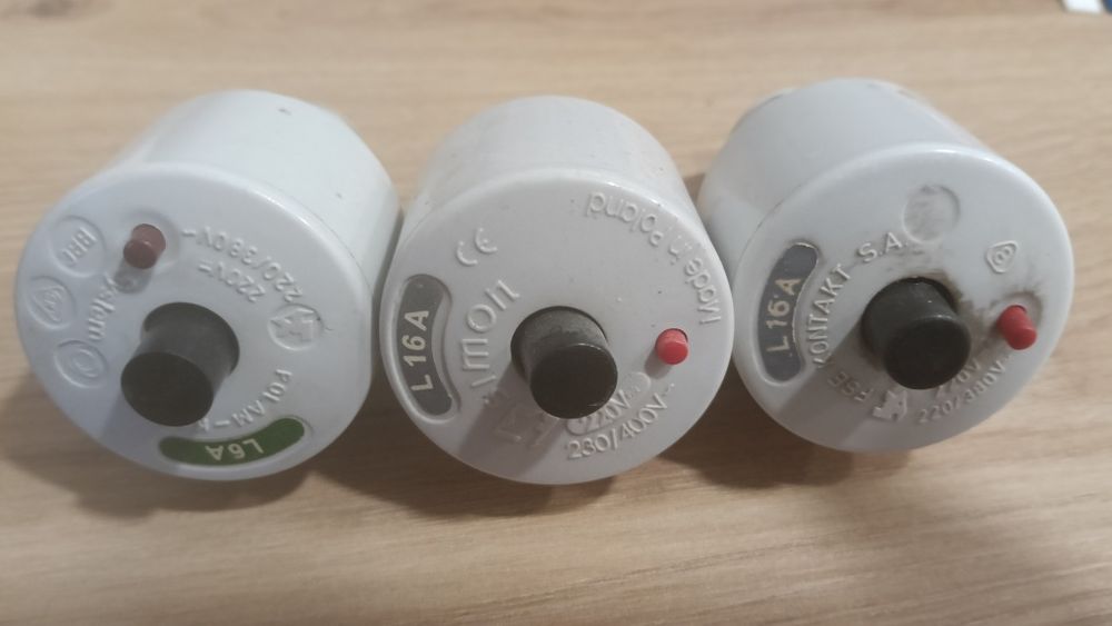 Bezpieczniki automat 220V/380V - 2szt L16A, 1szt - L6A