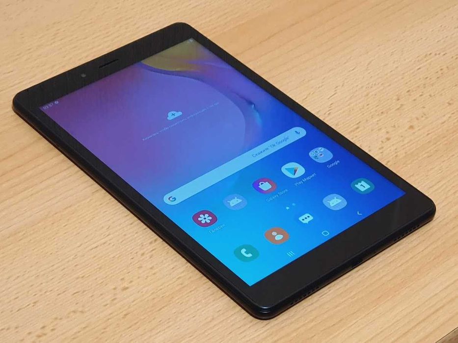 Планшет Samsung Galaxy Tab A 8.0" (2019) 2/32GB LTE Black (SM-T295NZKASEK) У ідеальному стані. Батарея тримає 20 годин.