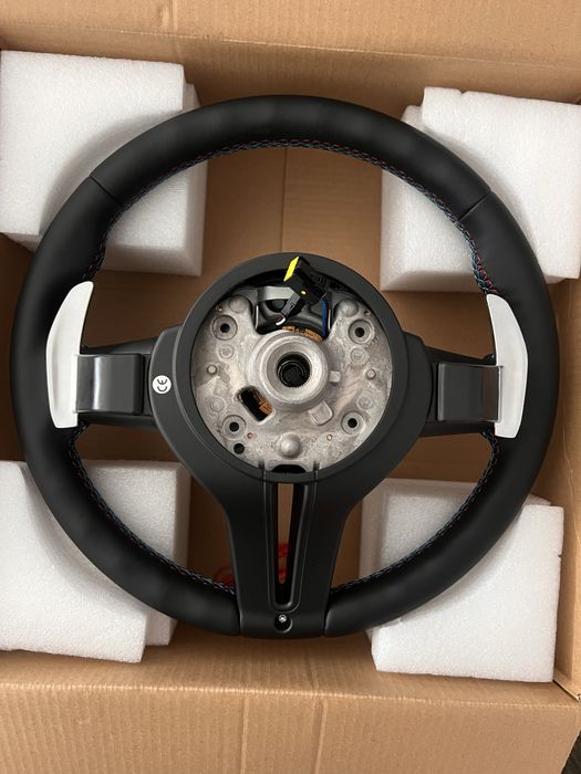 Volante BMW serie 1 2 3 4 5 6 pack M patilhas