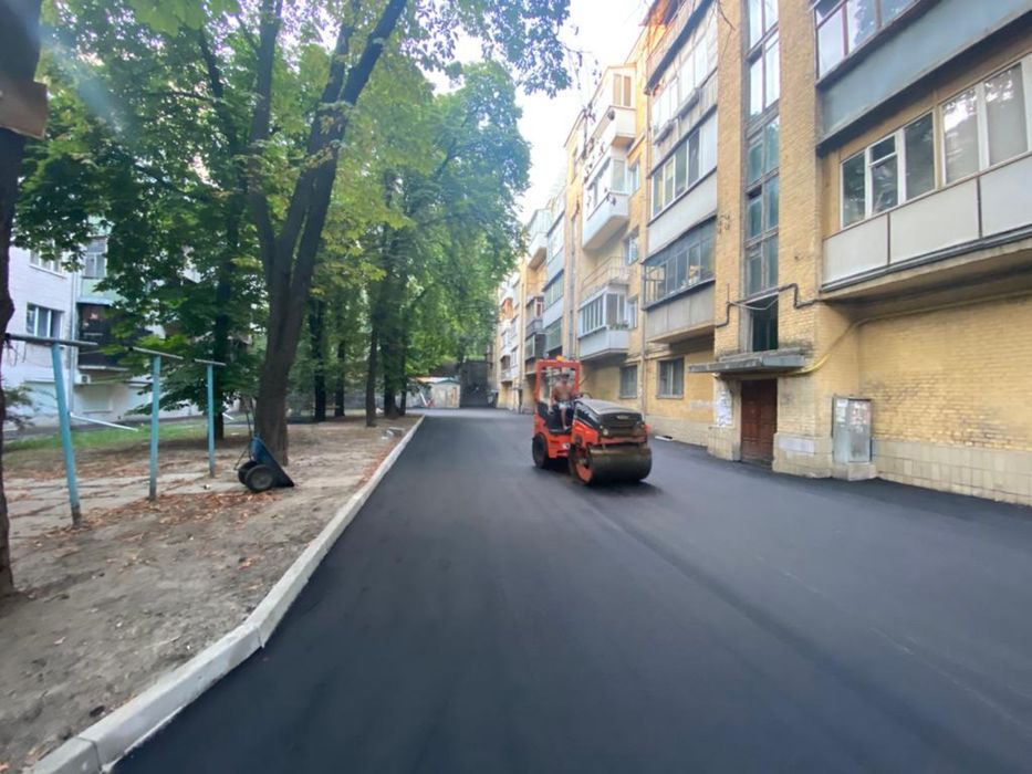 Асфальтирование проезд дорог площадок укладка асфальт,асфальтной крошк