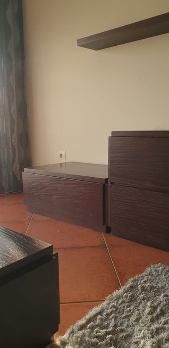 Sala de estar castanha chocolate