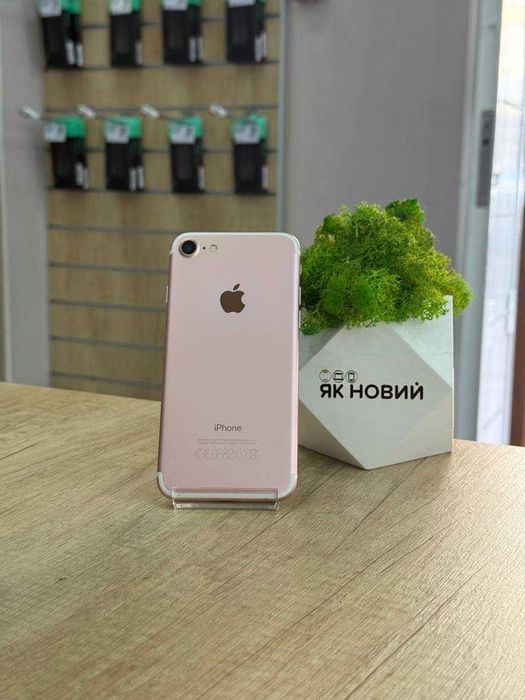 Смартфон Apple iPhone 7 128GB Rose Gold (акб 90%)