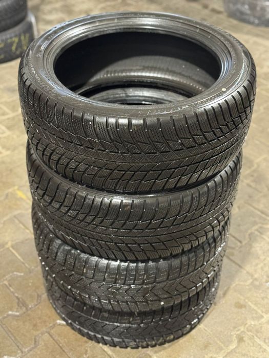 225/45 R17 zimowe Bridgestone Blizzak LM001