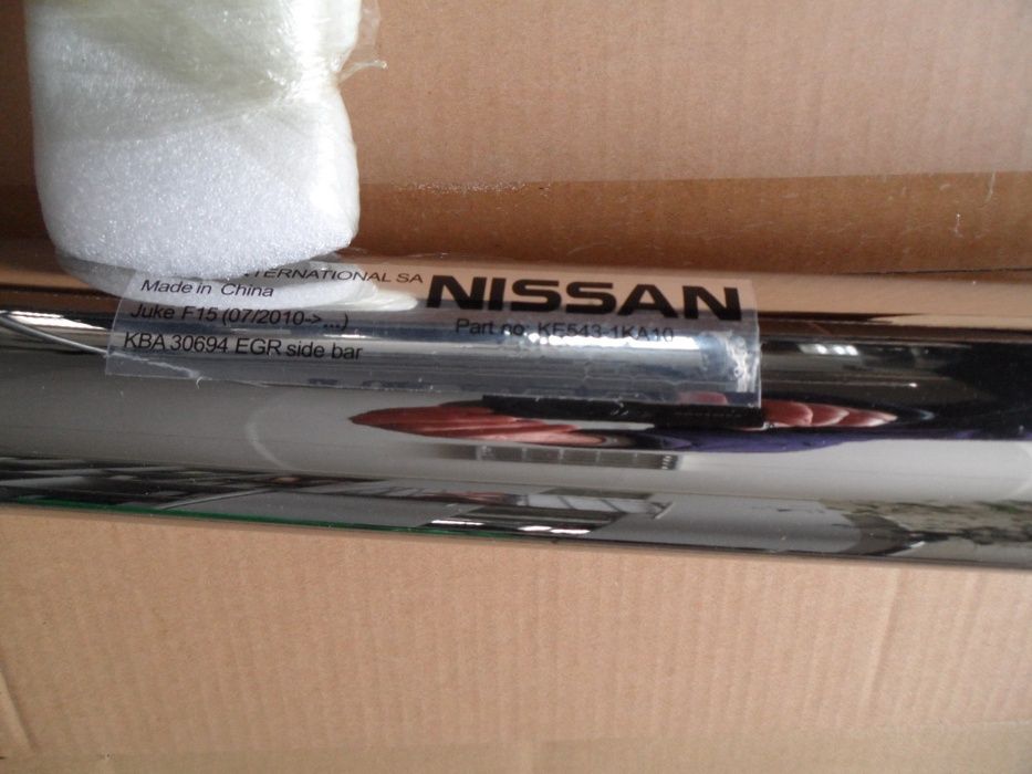 Продам боковые подножки NISSAN JUKE