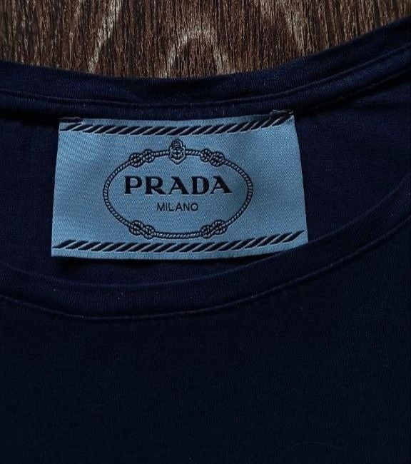 Синяя женская футболка свитшот худи Prada Milano размер M