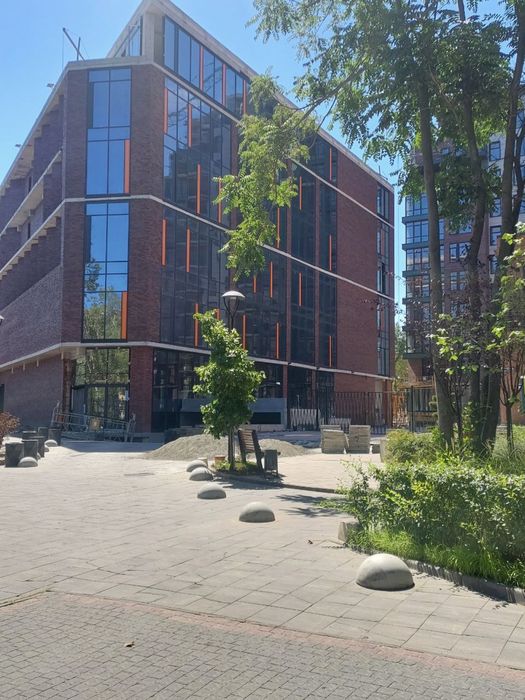 ТОП Локация.Фасад.500 кв.м.под спортзал, клинику, салон.