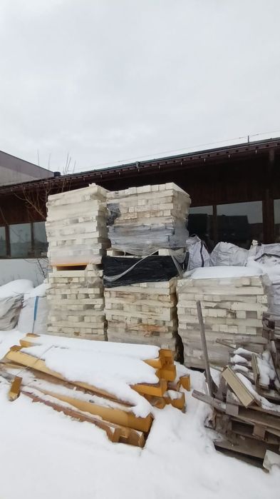 Styropian na paletach