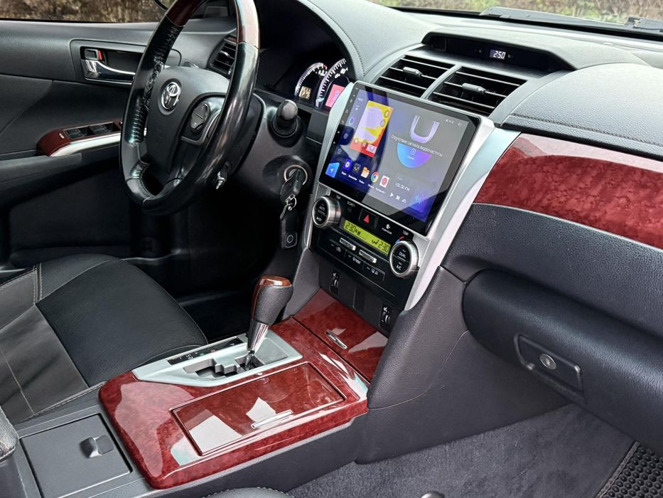 Продам  Camry 50