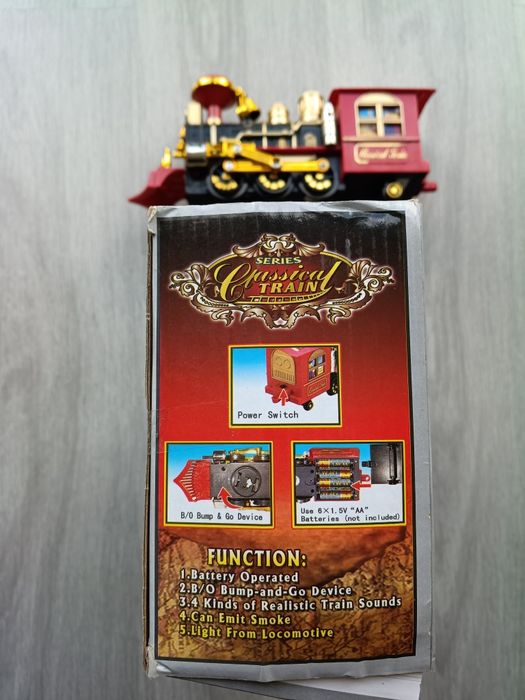 Locomotiva brinquedo com luz, som e movimento