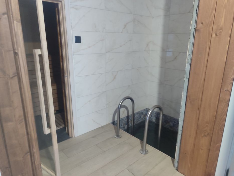 Баня з басейном +  Будиночок Крюківщина