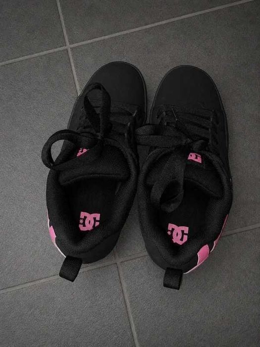 nowe buty wygodne i stylowe