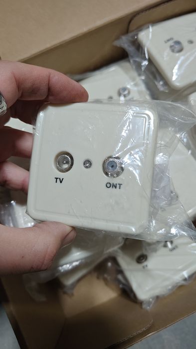 Lote 20 Tomadas de Parede TV/ONT – Novas c/ Parafusos
