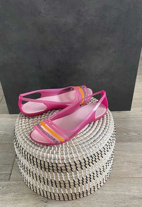 Crocs sandały Isabella Huarache Flat Petal Pink/Coral W10 41/42