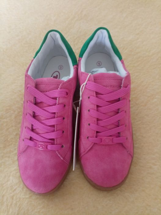 Sapatilhas criança rosa NOVAS