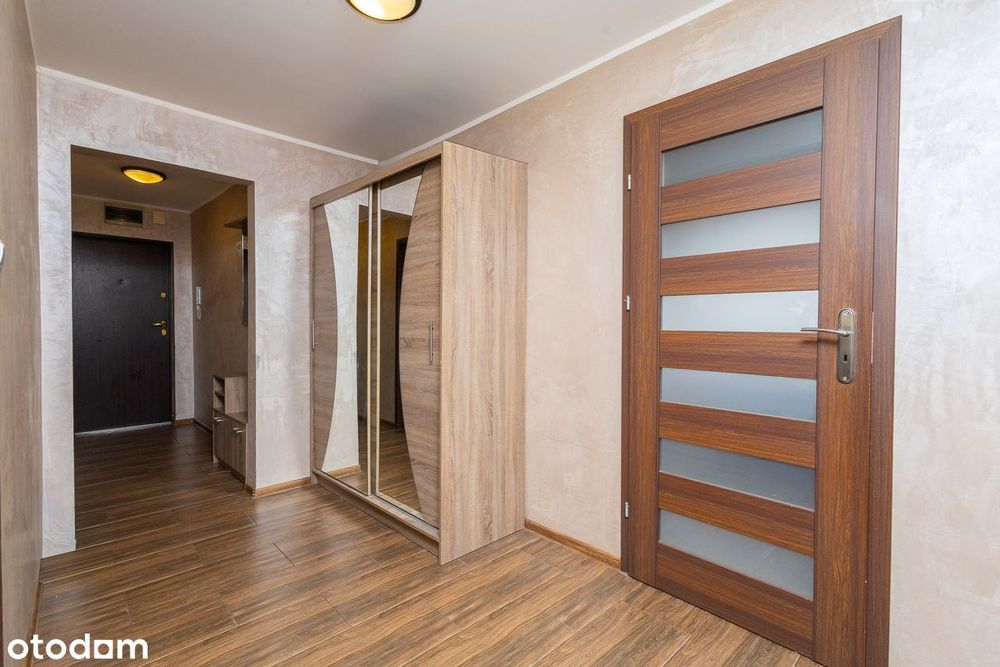 3 pokoje | 63 m² + komórka 5,30 m² | 8. piętro | balokn | Kozanów