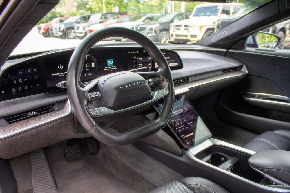 Lucid Air Grand Touring      2022