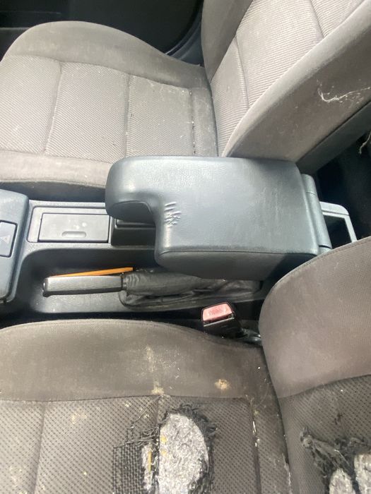 BMW e36 sedan 316i 1997r wszystkie czesci montrealblau